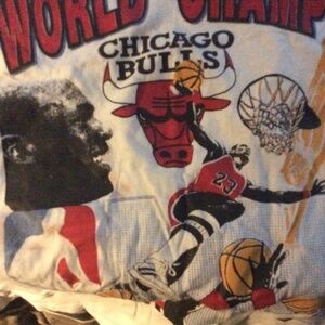 CHICAGO BULLS 1991 CHAMPIONS SLEEVELESS XL TEE